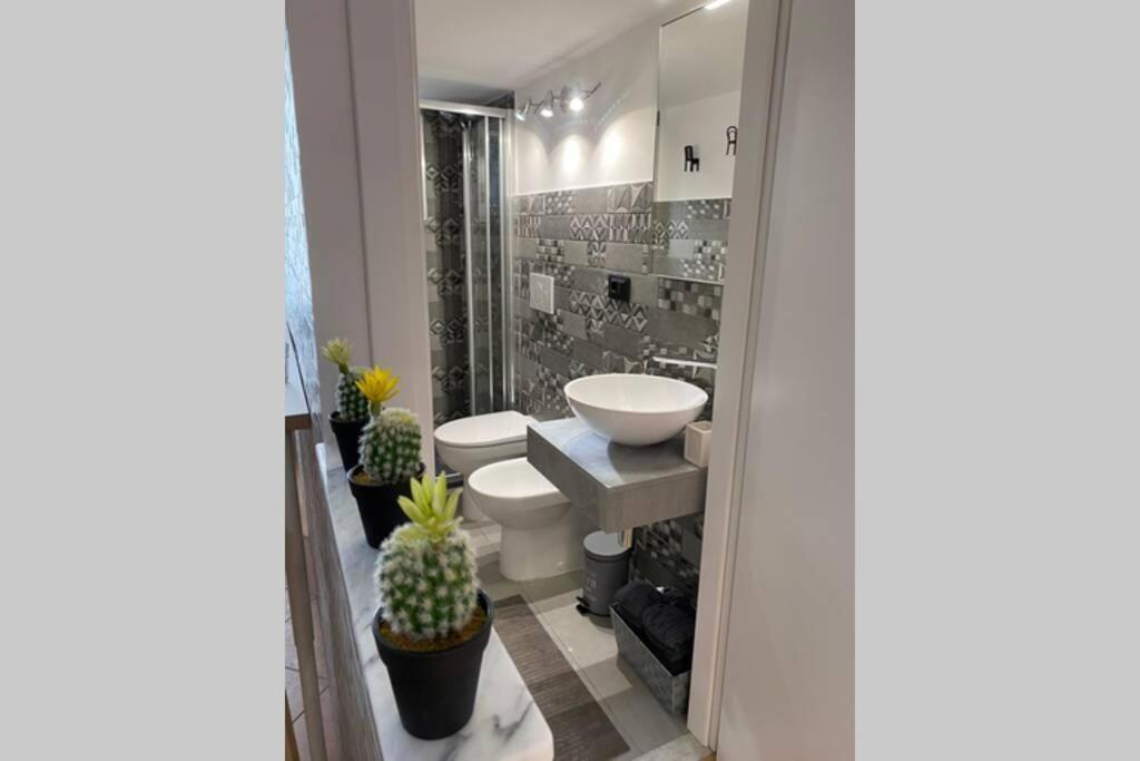 La Casa Comoda 1 Lägenhet Genua Exteriör bild